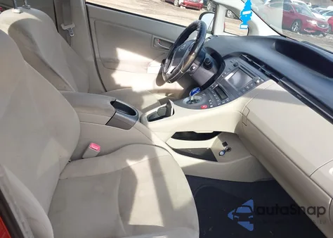 2013 Toyota Prius Two z USA, uszkodzony, nr VIN JTDKN3DU2D0349112